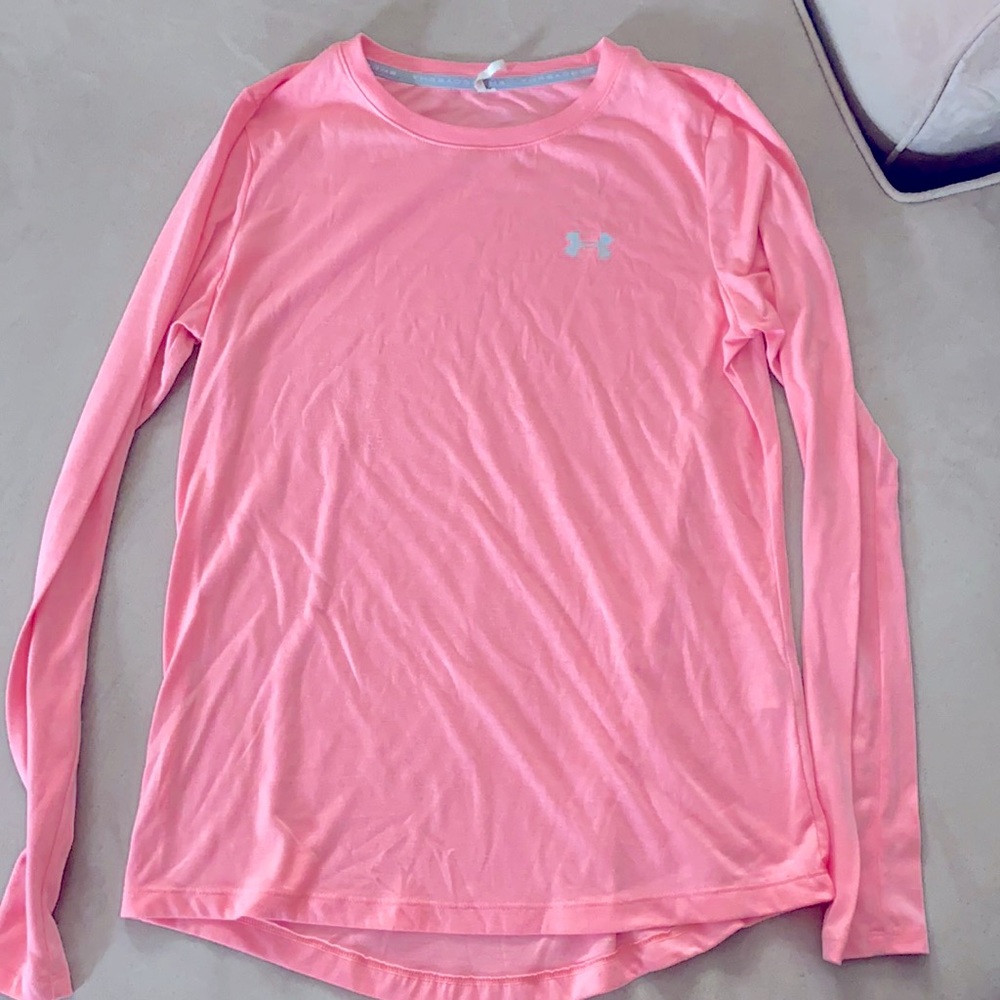 NEW UNDER AMOUR LONG SLEEVE